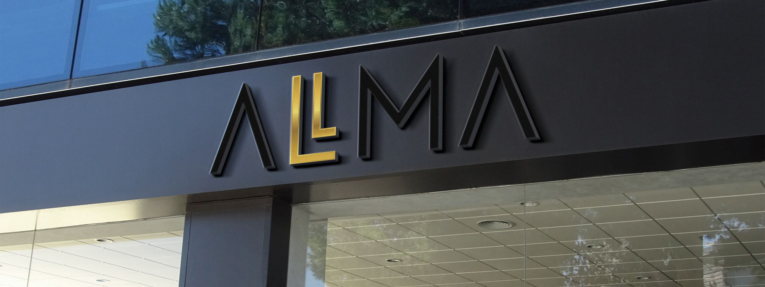 Logotipo ALLMA aplicado num reclamo.